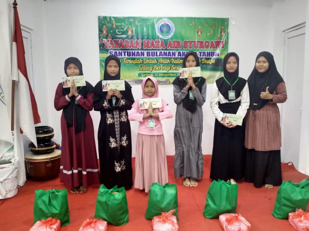 Doa Bersama dan Santunan Akhir Tahun Kebahagaai anak anak yatim